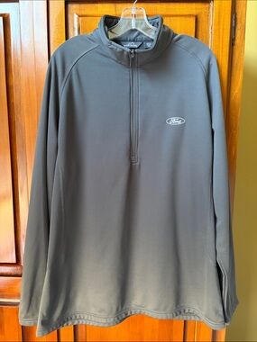 Grey Men’s Eddie Bauer Pullover w/Ford Logo